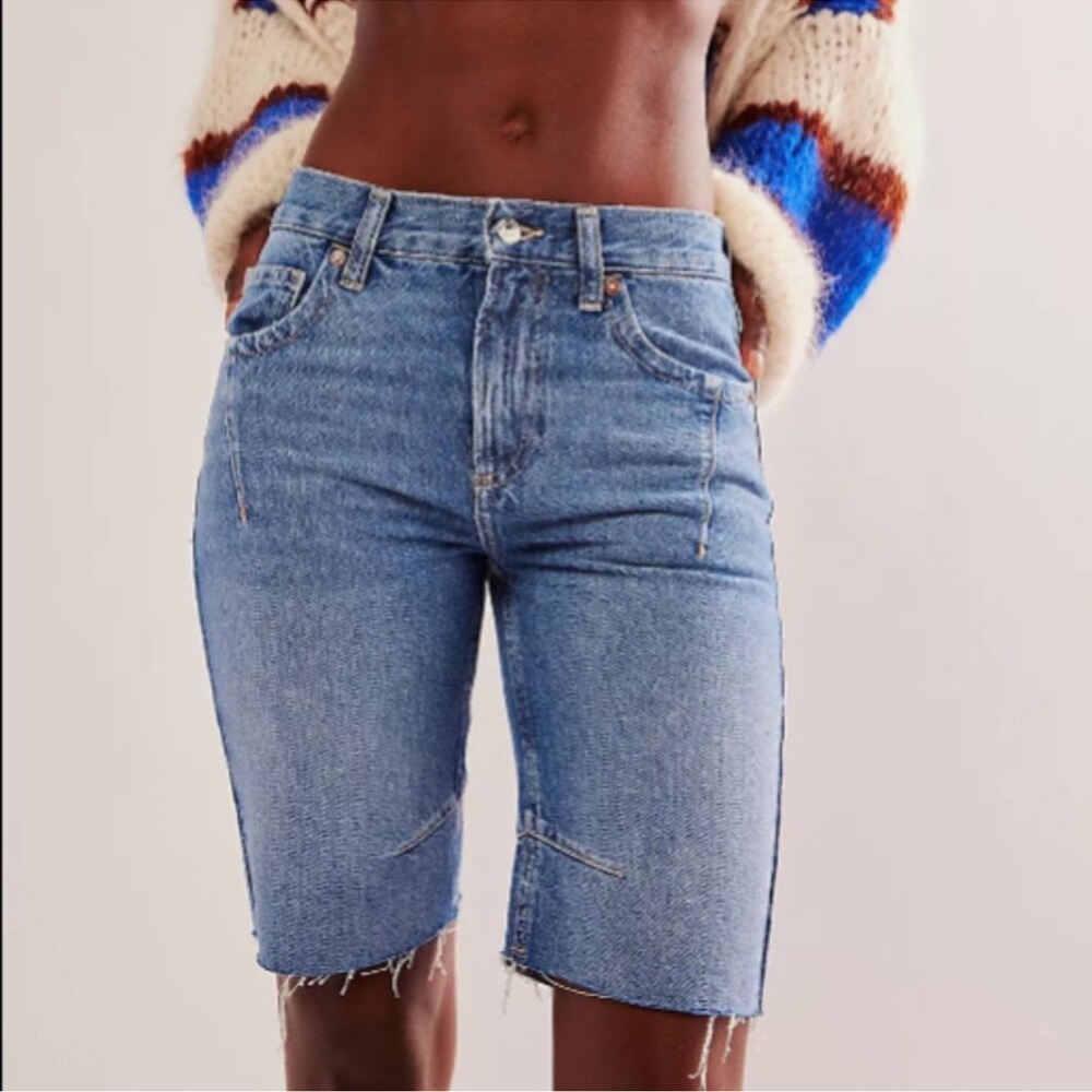 NWT WE THE FREE Ghost Town High Rise Long Jorts Raw Hem Size 28